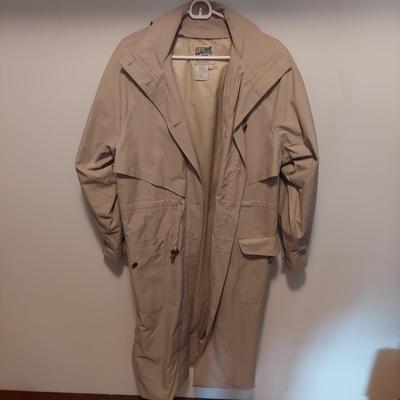Size Small Pendleton, London Fog and more Trench Coats (PC-BBL)