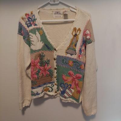 Festive Holiday Shirts Size Medium (PC-BBL)