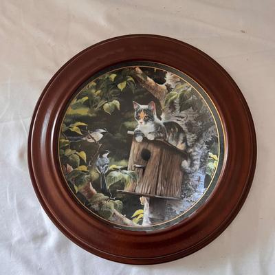 Collectible Persis Weirs Porcelain Cat Plates w/ Wooden Frames (D-DZ)