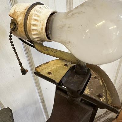 Antique Verdelite Bankerâ€™s Lamp (See Description)