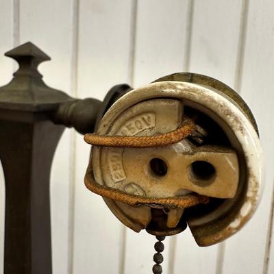 Antique Verdelite Bankerâ€™s Lamp (See Description)