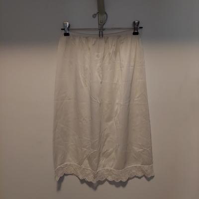 Vintage Slips and more (PC-BBL)