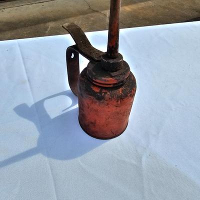 Vintage Oil Cans & Stuff (G2-JS)