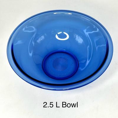 Set of 2 Vintage Cobalt Blue Mixing Bowls - USA