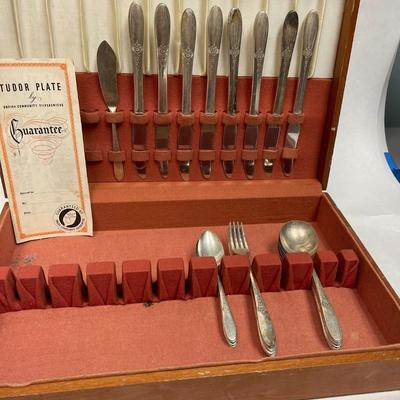 Vintage Silver-plated Flatware in wooden box Tudor Plate by Oneida Community Silversmith