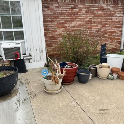 Flower pots