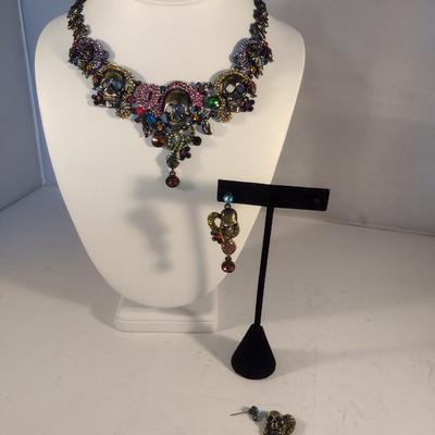 Eye-Catching Jeweled Skull Choker Jewelry Necklace with Earrings (#4)