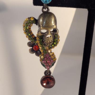 Eye-Catching Jeweled Skull Choker Jewelry Necklace with Earrings (#4)