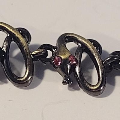 Eye-Catching Jeweled Skull Choker Jewelry Necklace with Earrings (#4)