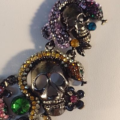 Eye-Catching Jeweled Skull Choker Jewelry Necklace with Earrings (#4)