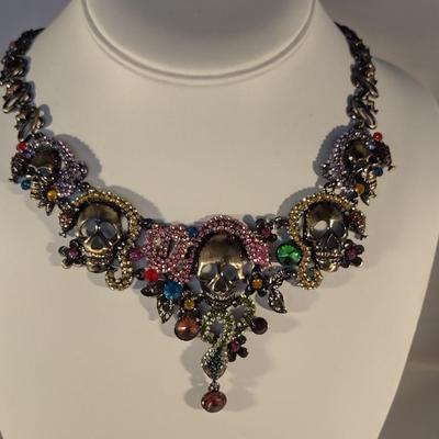 Eye-Catching Jeweled Skull Choker Jewelry Necklace with Earrings (#4)