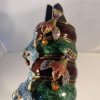 Set of Four Jay Strongwater Enamel Bird Adorned Napkin Rings