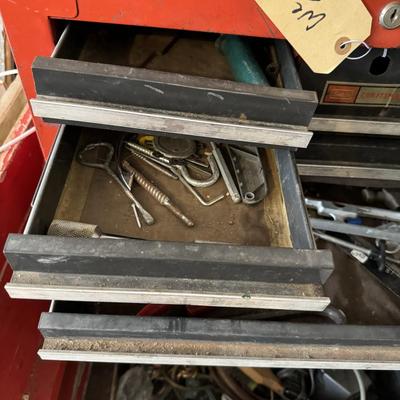 Tools & tool chest