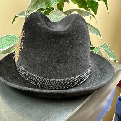 Dobbs black long fur felt Fedora Hat made in USA like new size 7 3/8