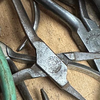 Pliers Lot