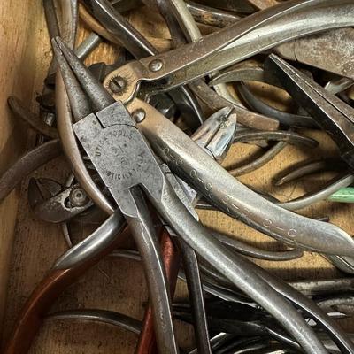 Pliers Lot