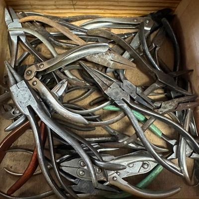 Pliers Lot