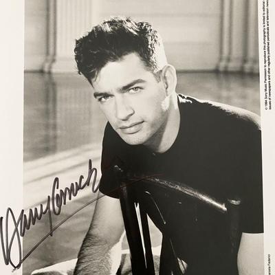 Musician Harry Connick Jr. signed photo