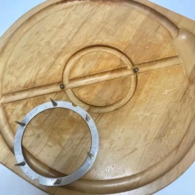 Vintage Wooden Cutting board with drain groove and detachable metal meat gripper ring