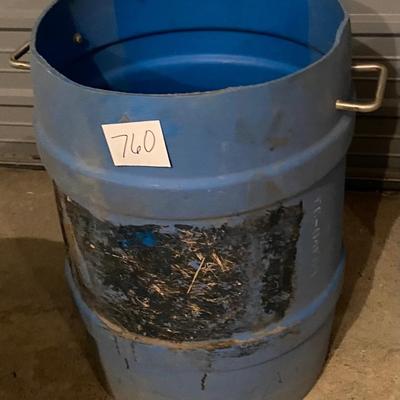 Smaller Barrel with handles