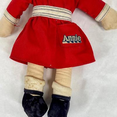 Vintage 1982 Annie 12