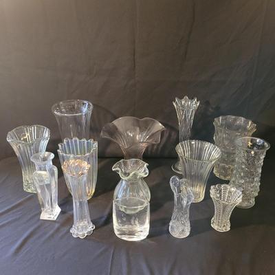 Assortment of Contemporary Vases (D-CE)
