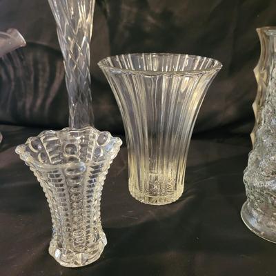Assortment of Contemporary Vases (D-CE)