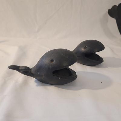 Cast Iron Sperm Whale and Small Ashtrays (D-CE)