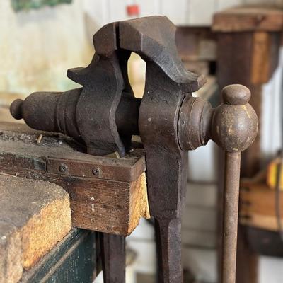 Blacksmith Post Vise (see description)