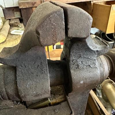 Blacksmith Post Vise (see description)