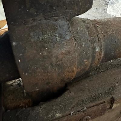 Blacksmith Post Vise (see description)