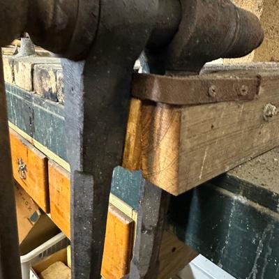 Blacksmith Post Vise (see description)
