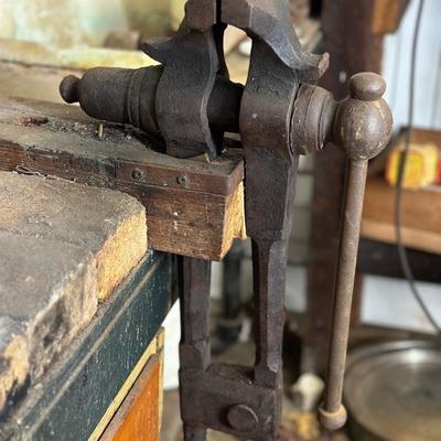 Blacksmith Post Vise (see description)
