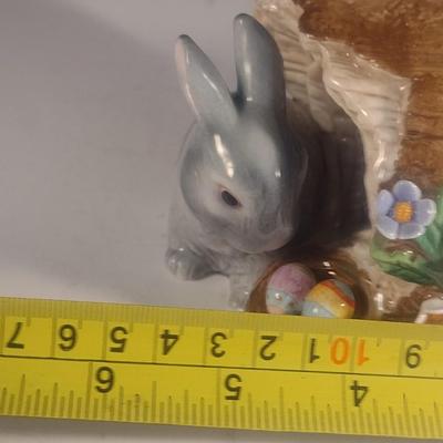 Ceramic Rabbit Family Hinged Trinket Box