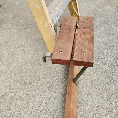 Collection of Ladders & Accessories (G2-JS)