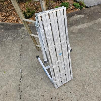 Collection of Ladders & Accessories (G2-JS)