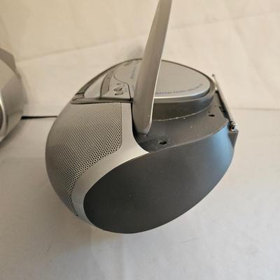 Phillips and Sony CD/Tape/Radio Players (UD-DW)
