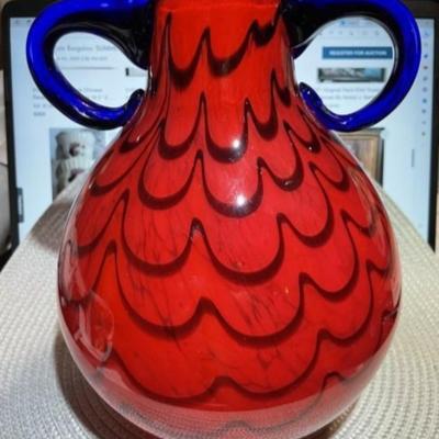 Vintage Mid-Century Murano Style 9.25" Tall Unsigned Art Glass Double Handled Vase in VG Preowned Condition. (Heavy).