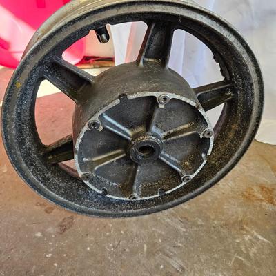 Assorted Automotive Tools & Accessories (G2-JS)