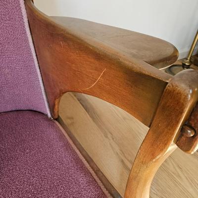 Wooden Chair with Upholstered Cushions (UD-DW)