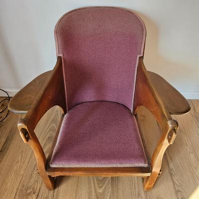 Wooden Chair with Upholstered Cushions (UD-DW)