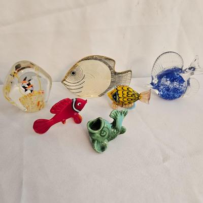 Glass and Ceramic Fish (UD-DW)