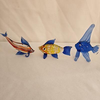Glass and Ceramic Fish (UD-DW)
