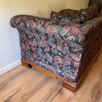 Floral and Swirl Patterned Chair and Ottoman (D-DZ)