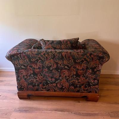 Floral and Swirl Patterned Chair and Ottoman (D-DZ)