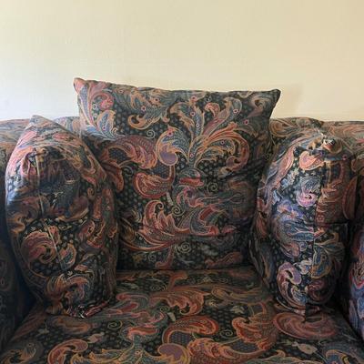 Floral and Swirl Patterned Chair and Ottoman (D-DZ)