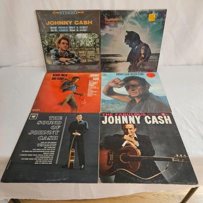 Crosley Turntable and Outlaw Country Style Vinyl (UD-DW)