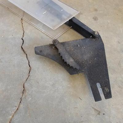 Assorted Tools (G2-JS)