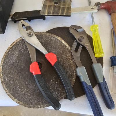 Assorted Tools (G2-JS)