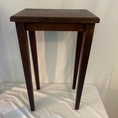 Set of Three Nesting Tables (D-DZ)